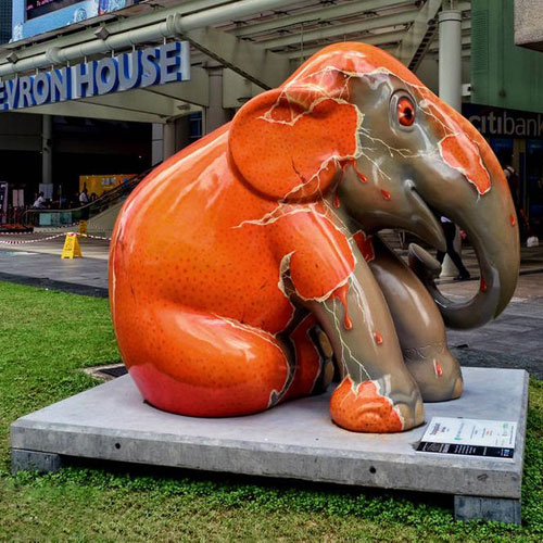 玻璃鋼動物雕塑制作符合市場發展趨勢