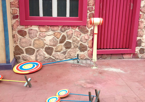 深圳景區玻璃鋼卡通主題雕塑為您專業定制