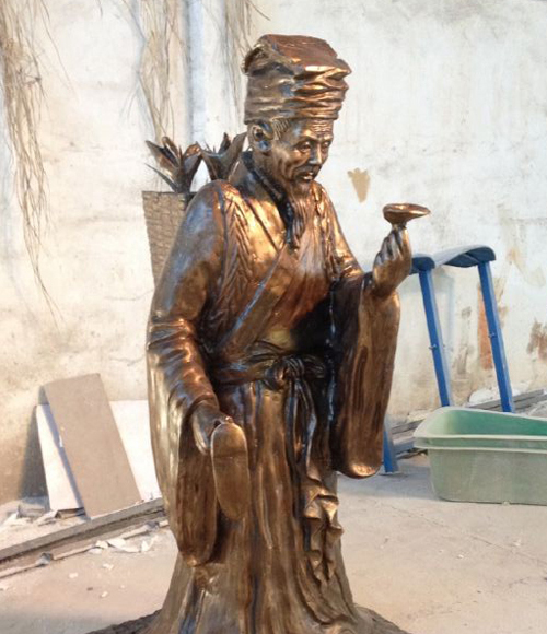 校園雕塑名人彰顯學校魅力