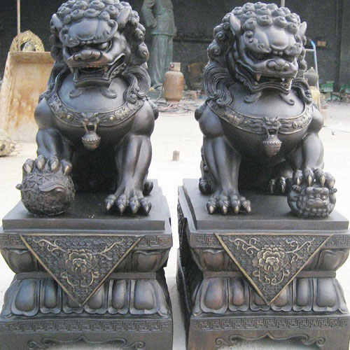 為什么現在都用玻璃鋼雕塑代替石雕