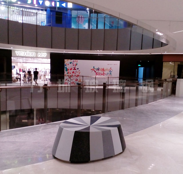 玻璃鋼創意休閑椅