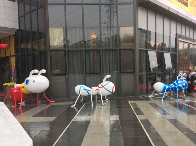 玻璃鋼卡通螞蟻雕塑 玻璃鋼卡通螞蟻雕塑