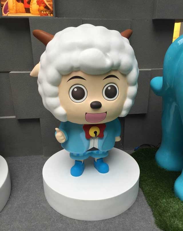 玻璃鋼卡通雕塑羊 玻璃鋼卡通雕塑羊