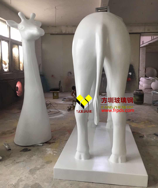 玻璃鋼長頸鹿動(dòng)物雕塑