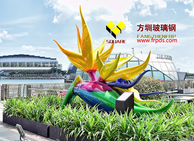 城市廣場(chǎng)中心標(biāo)志雕塑