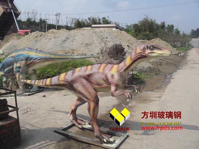 玻璃鋼雕塑廠總結玻璃感雕塑制作的工藝過程