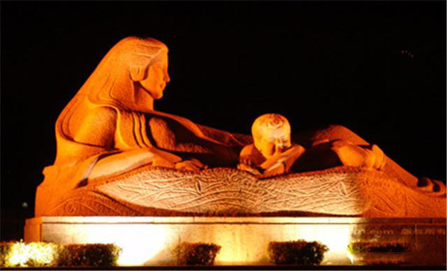 甘肅的美之蘭州黃河母親碑，黃河的雕塑藝術(shù)品中最漂亮的一尊！