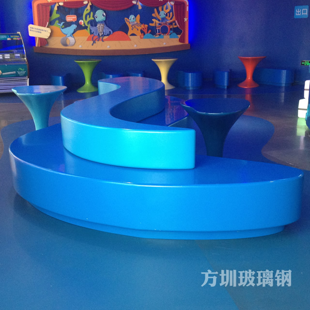 玻璃鋼家具這些優(yōu)點你知道嗎？