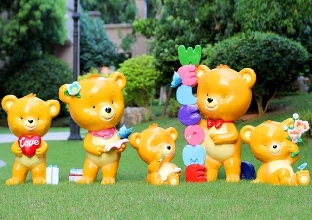 商場(chǎng)美陳玻璃鋼雕塑主要性能