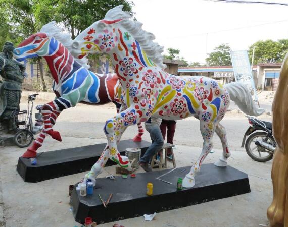 玻璃鋼雕塑為什么很多人喜歡？