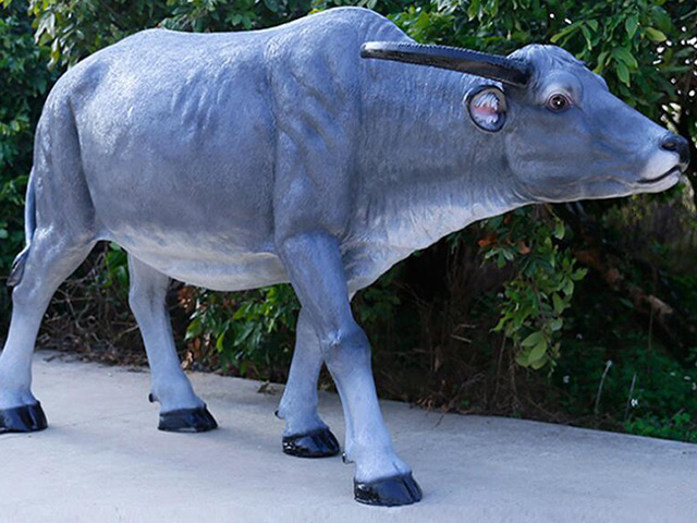 雕塑是一門藝術,賦予雕塑靈魂基本功需扎實