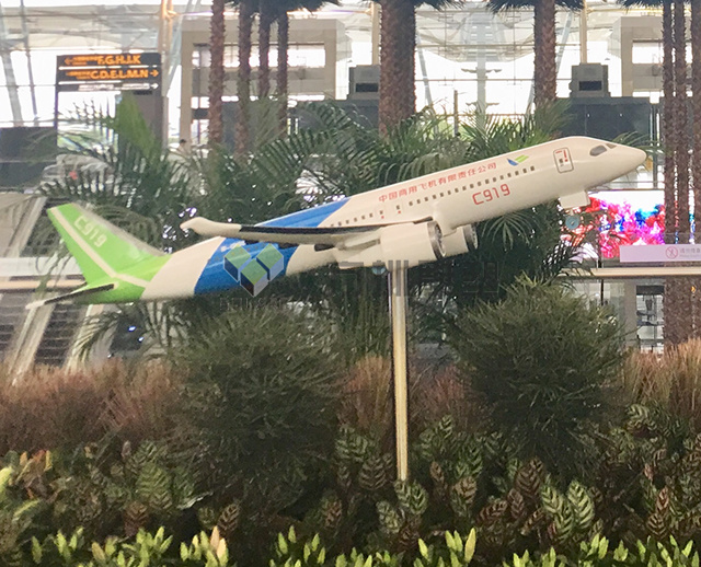 白云機場玻璃鋼飛機模型