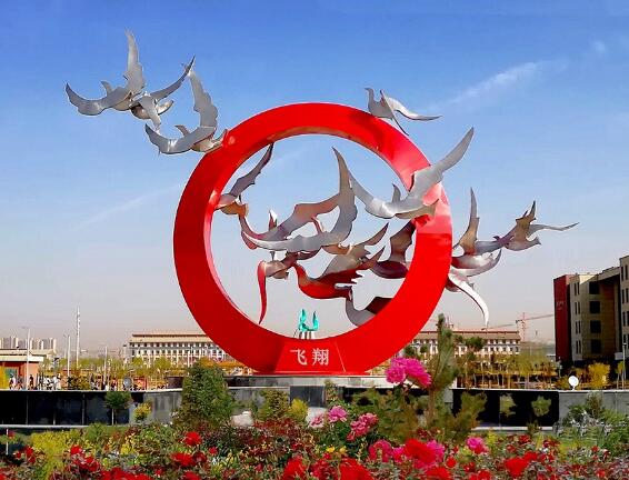 校園雕塑圍繞主題如何體現呢?