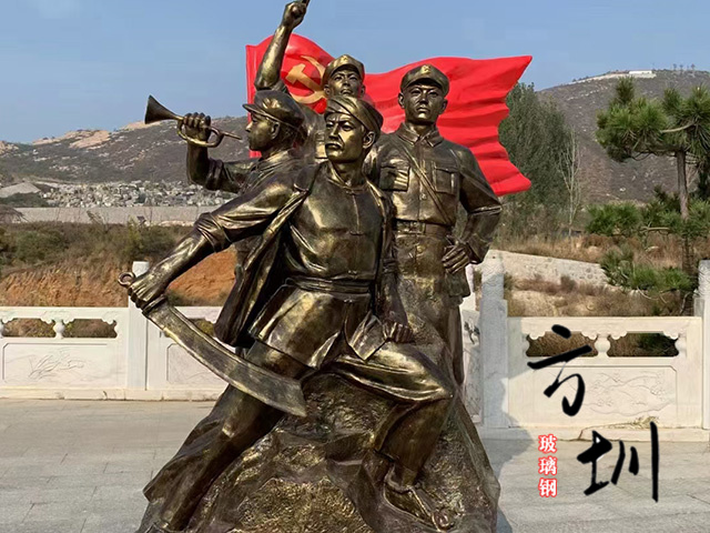 紀念館廣場玻璃鋼革命戰士雕塑