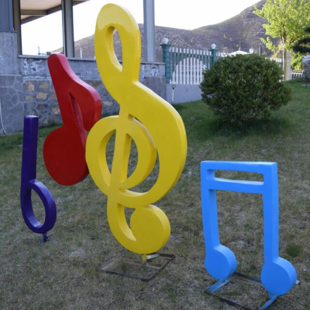 主題玻璃鋼雕塑定制工廠