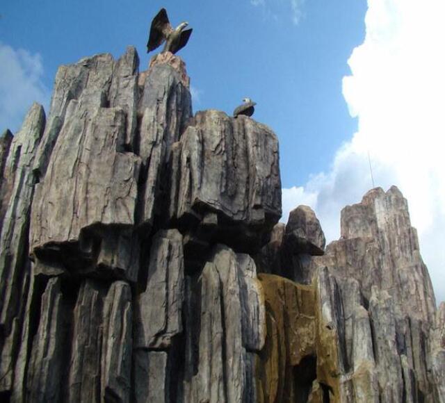 戶外公園玻璃鋼假山雕塑