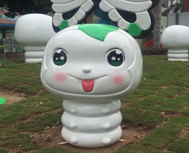 制作玻璃鋼雕塑需要注意什么