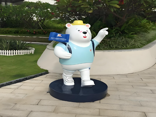 產業園卡通形象雕塑點亮創意空間