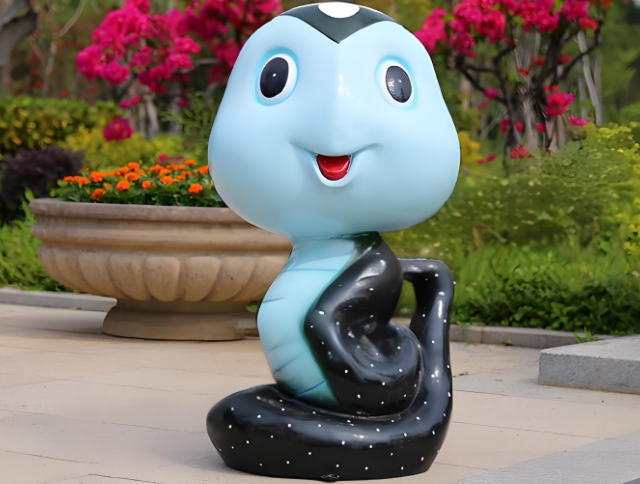 玻璃鋼生肖蛇雕塑，藝術(shù)與魅力的完美融合