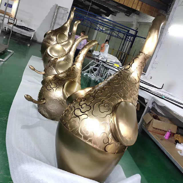 戶外水景不銹鋼噴水大象雕塑