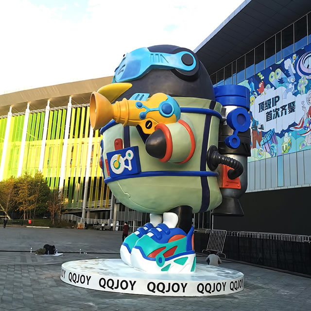 玻璃鋼卡通動漫QQIP雕塑