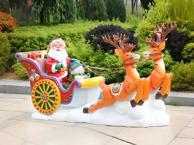 玻璃鋼圣誕老人雕塑點亮節日商機,塑造吸睛地標!