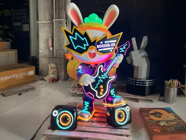 玻璃鋼卡通音樂動(dòng)物雕塑定制您的夢(mèng)幻樂園