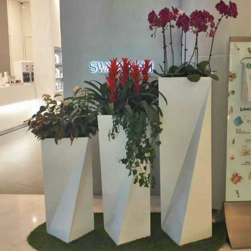 商場美陳玻璃鋼創意花瓶