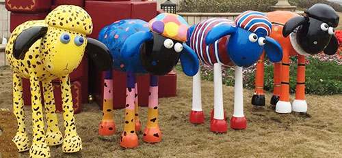 城市玻璃鋼彩繪雕塑