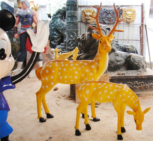 玻璃鋼雕塑讓生活添色彩