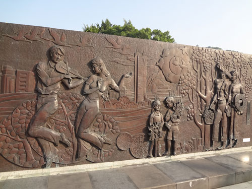 玻璃鋼浮雕雕塑優點