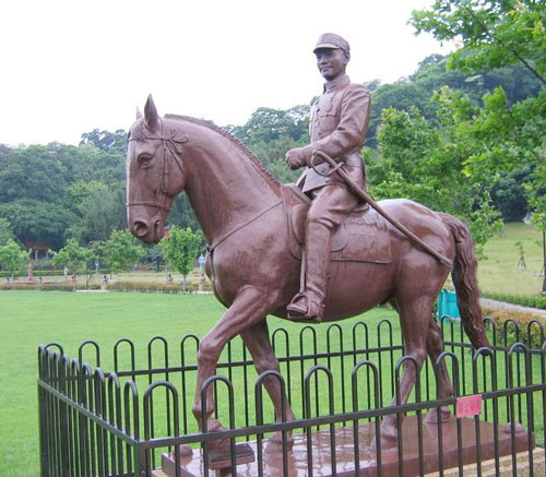 玻璃鋼肖像雕塑制造技術與價值