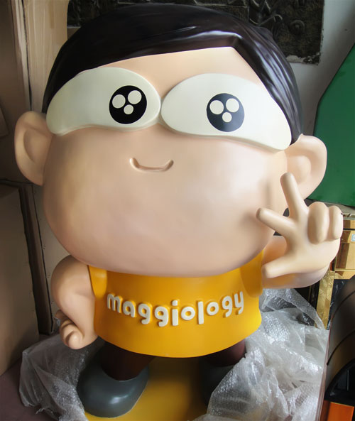 動漫影視玻璃鋼人物圓雕